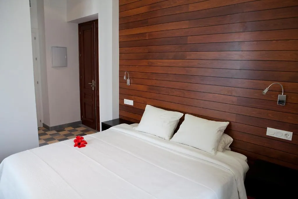 Hostal El Alojado De Velarde Conil De La Frontera 0*,  Spain