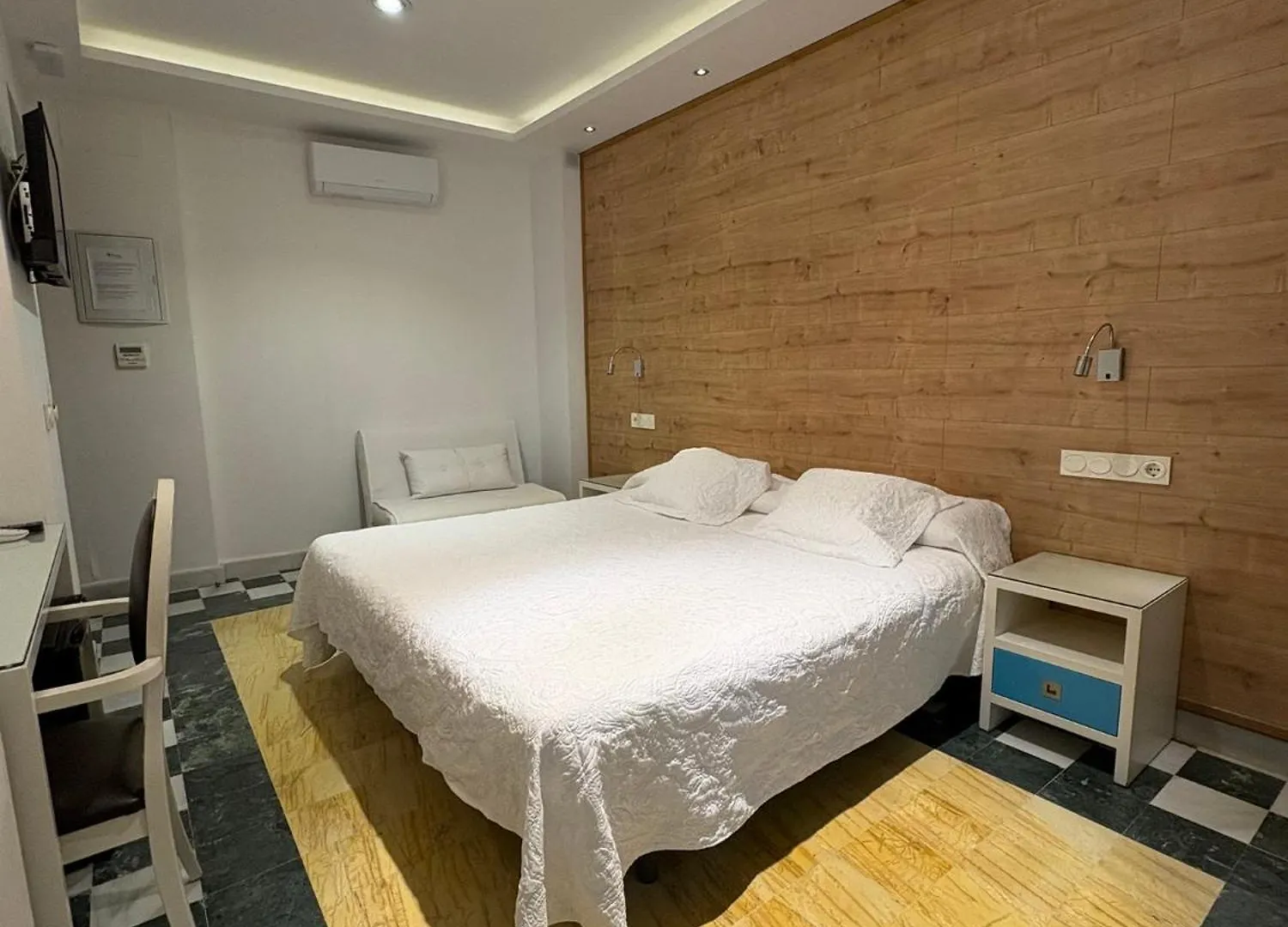 Hostal El Alojado De Velarde Conil De La Frontera 0*,
