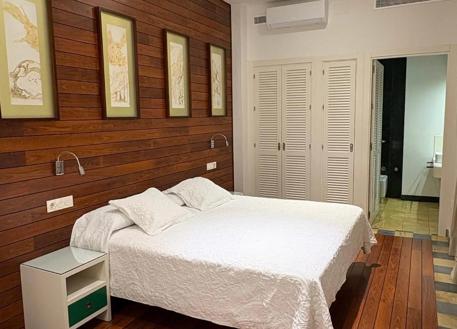 Hostal El Alojado De Velarde Conil De La Frontera